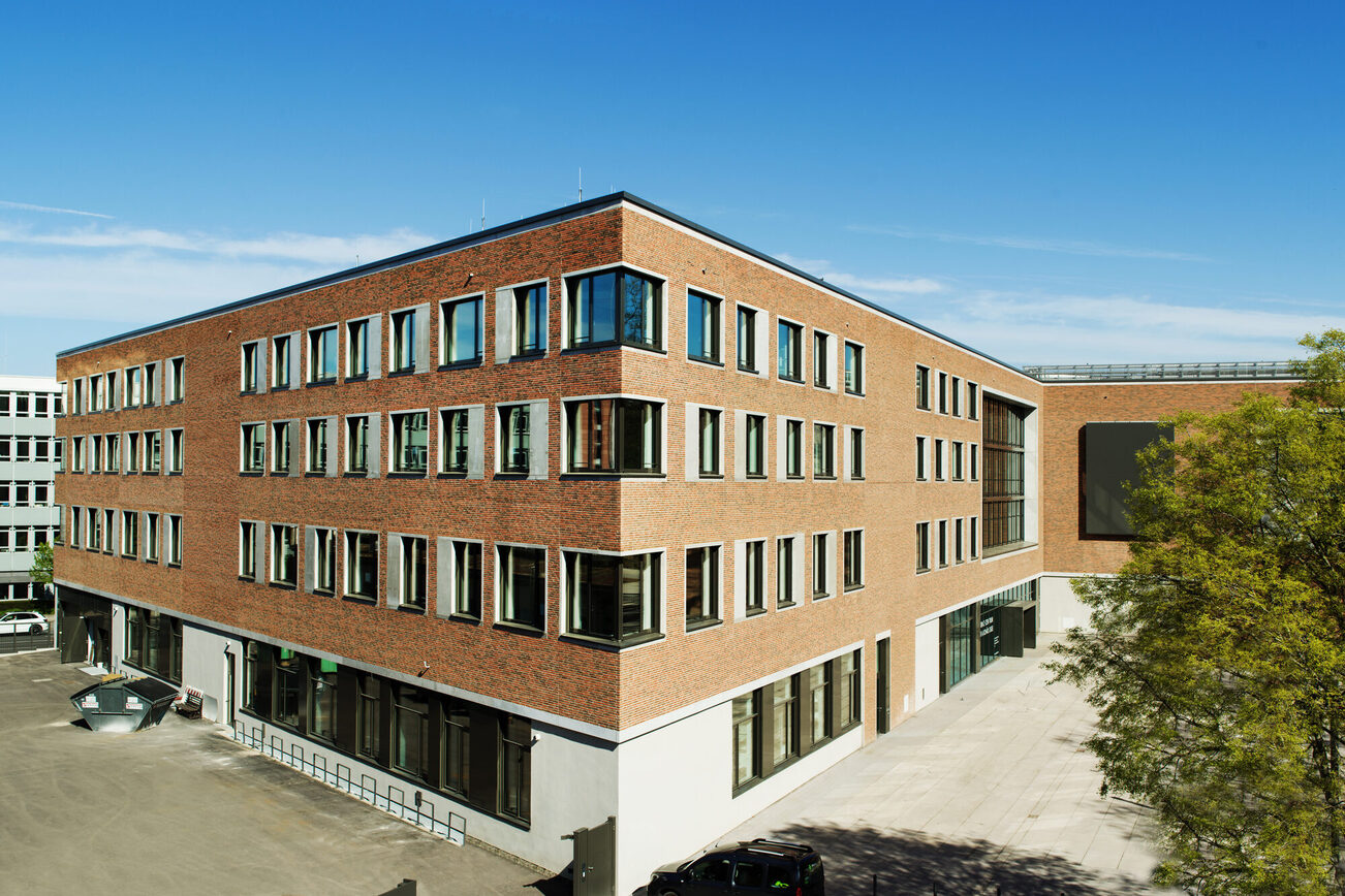 Außenansicht des LEIZA Neubaus