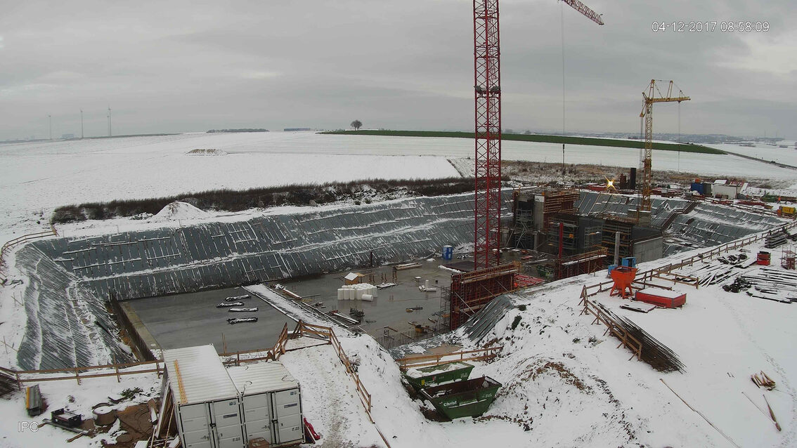 Ebersheim'da yeni yağmur suyu tutma havzası şantiyesi Aralık 2017