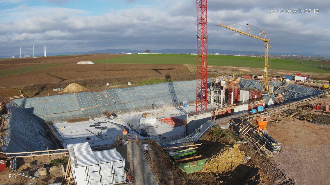 Ebersheim'da yeni yağmur suyu tutma havzası şantiyesi Aralık 2017