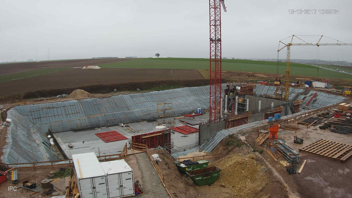 Ebersheim'da yeni yağmur suyu tutma havzası şantiyesi Aralık 2017