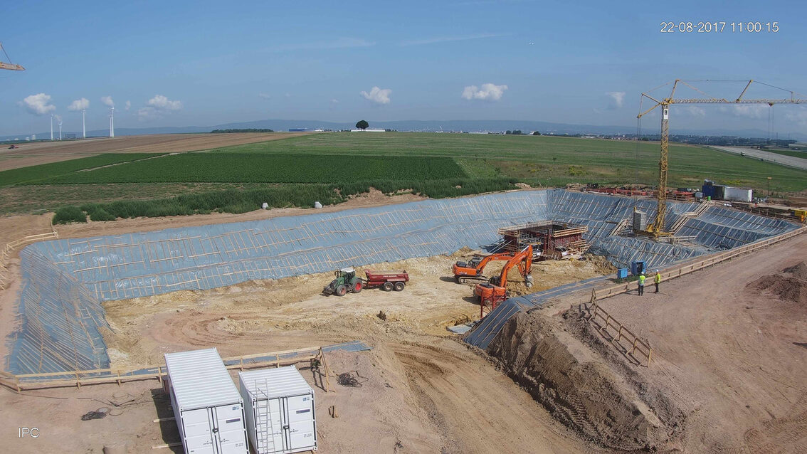 Ebersheim'da yeni yağmur suyu tutma havzası şantiyesi