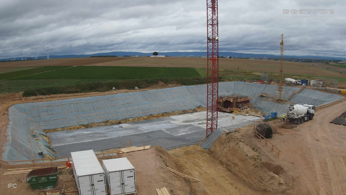 Yağmur suyu tutma havuzunun yeni inşası Ebersheim