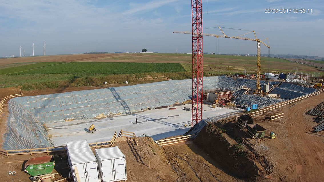 Yağmur suyu tutma havuzunun yeni inşası Ebersheim