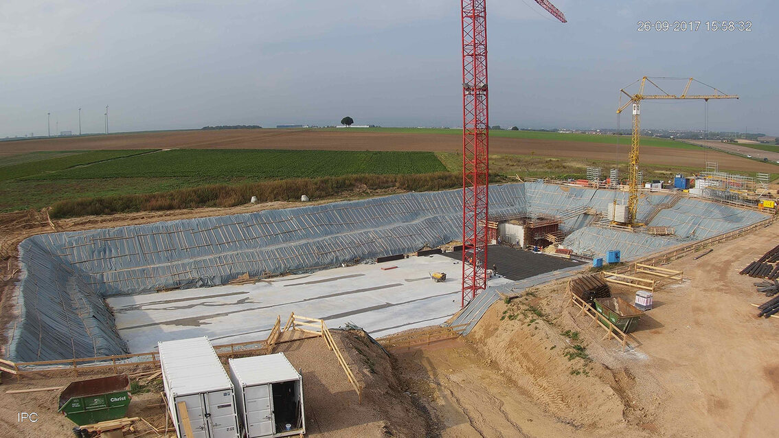 Yağmur suyu tutma havuzunun yeni inşası Ebersheim