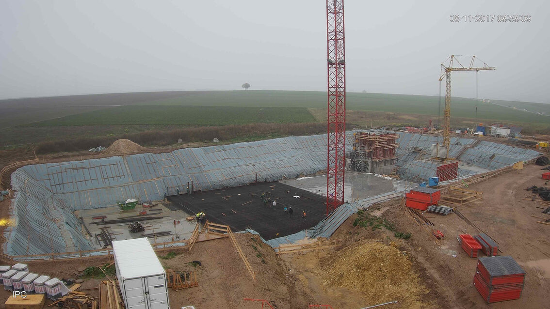 Ebersheim yağmur suyu tutma havuzunun yeni inşaatı Kasım 2017