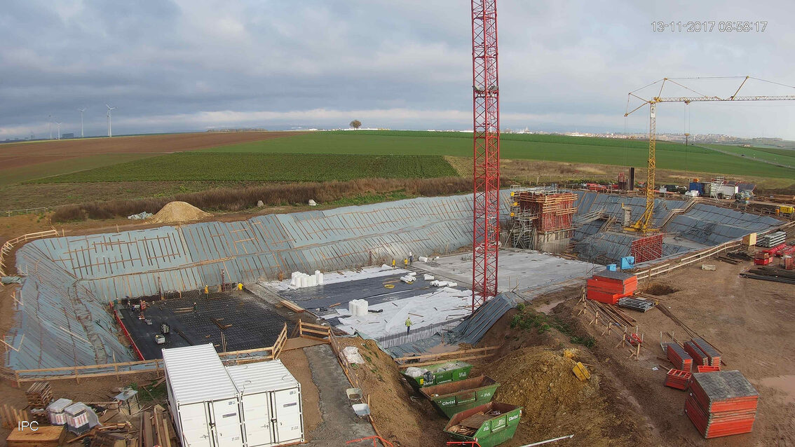 Ebersheim yağmur suyu tutma havuzunun yeni inşaatı Kasım 2017