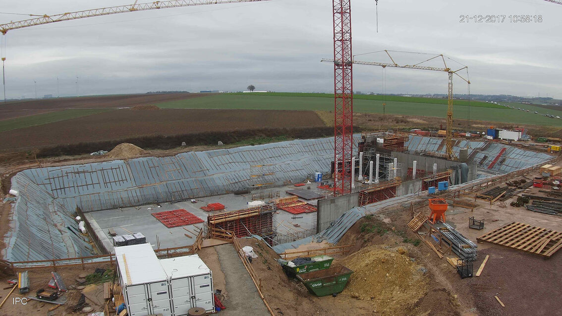 Ebersheim'da yeni yağmur suyu tutma havzası şantiyesi Aralık 2017