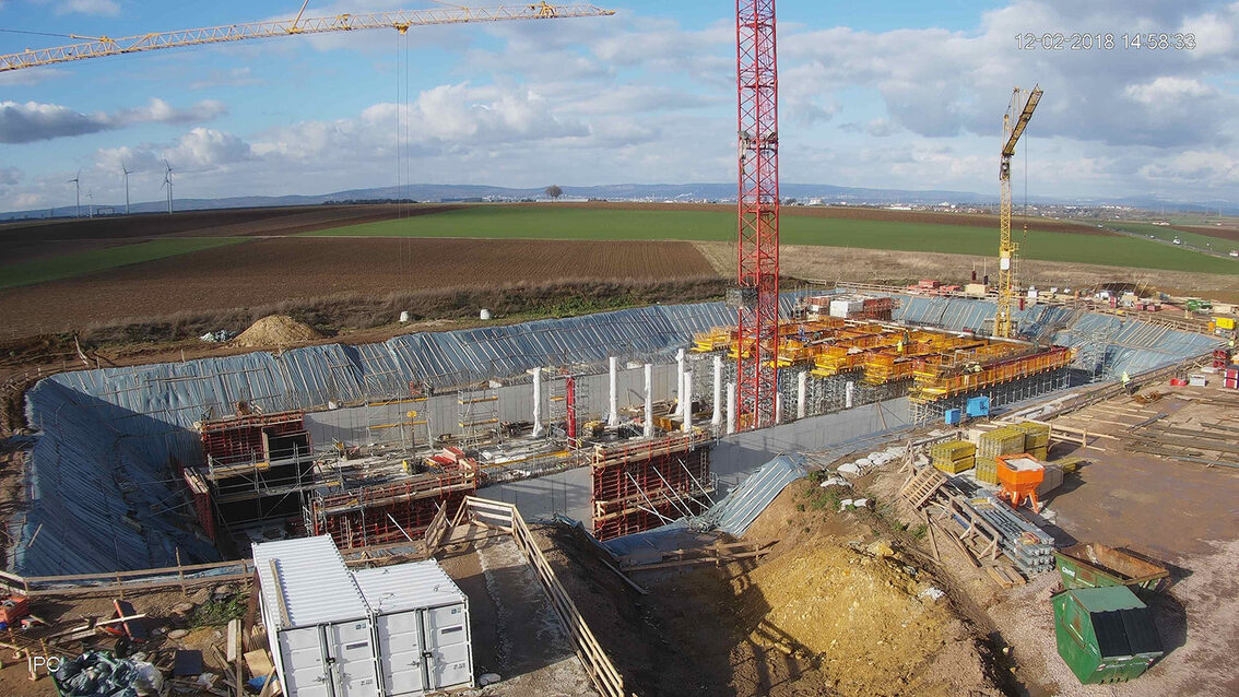 Ebersheim yağmur suyu tutma havuzunun yeni inşaatı Şubat 2018