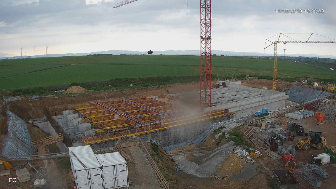 Ebersheim yağmur suyu tutma havuzunun yeni inşaatı Mayıs 2018