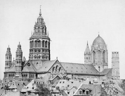 Cathedral panorama with Moller dome