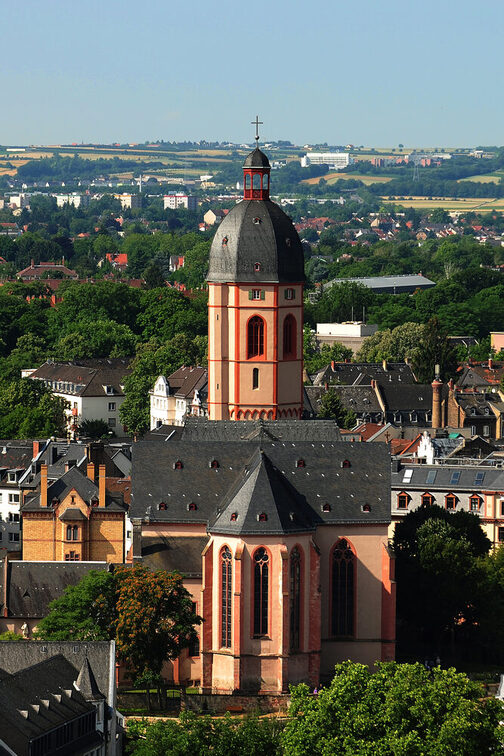 St. Stephen's above the rooftops of the city