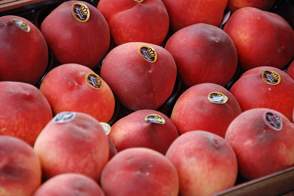 Nahaufnahme rote Pfirsiche