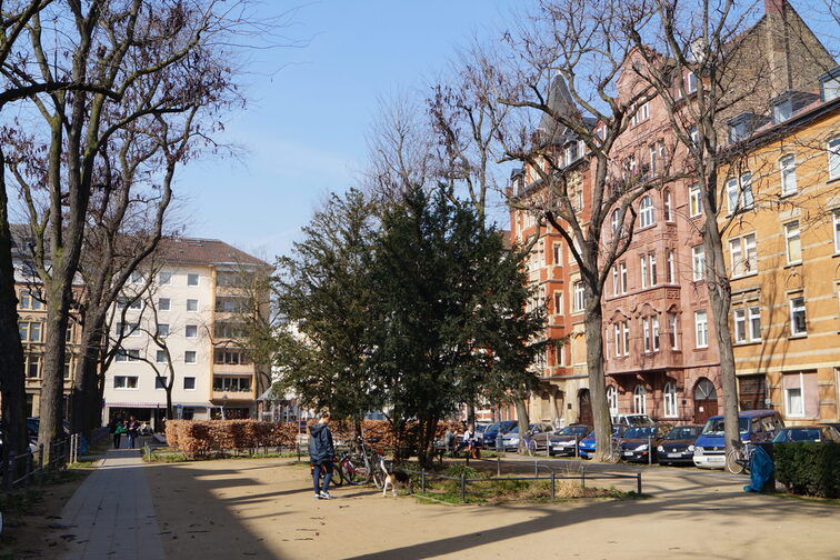 Gartenfeldplatz in the new town