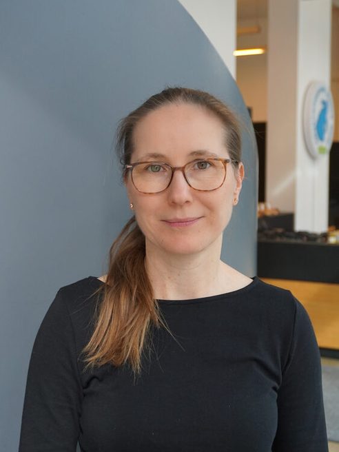 Nadine Schmidt.