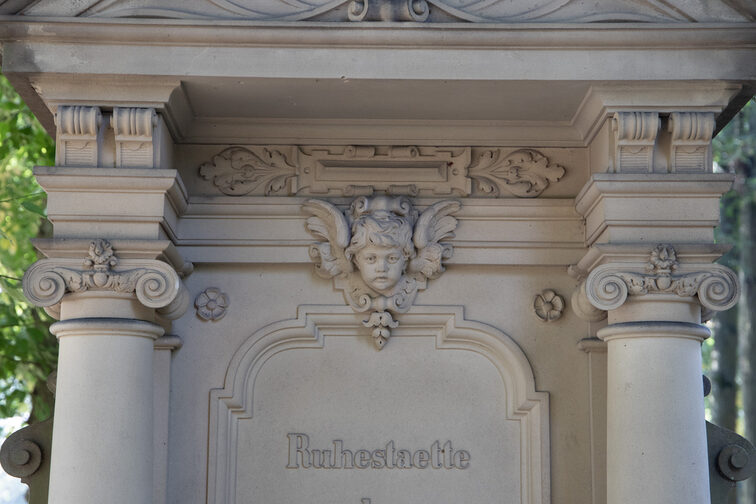 Detailaufnahme Grabstätte Rindt