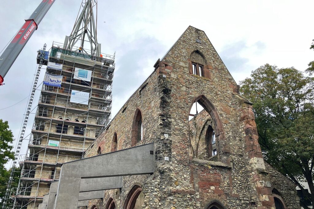 St. Christoph mit neuer Turmspitze, quer