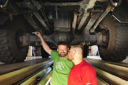 Tecnico meccatronico di veicoli a motore