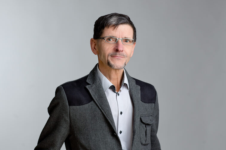 Dr. Stephan Fliedner