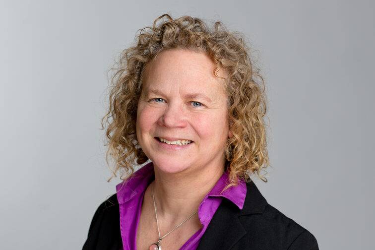 جانينا شتاينكروجر، عضو مجلس الشيوخ